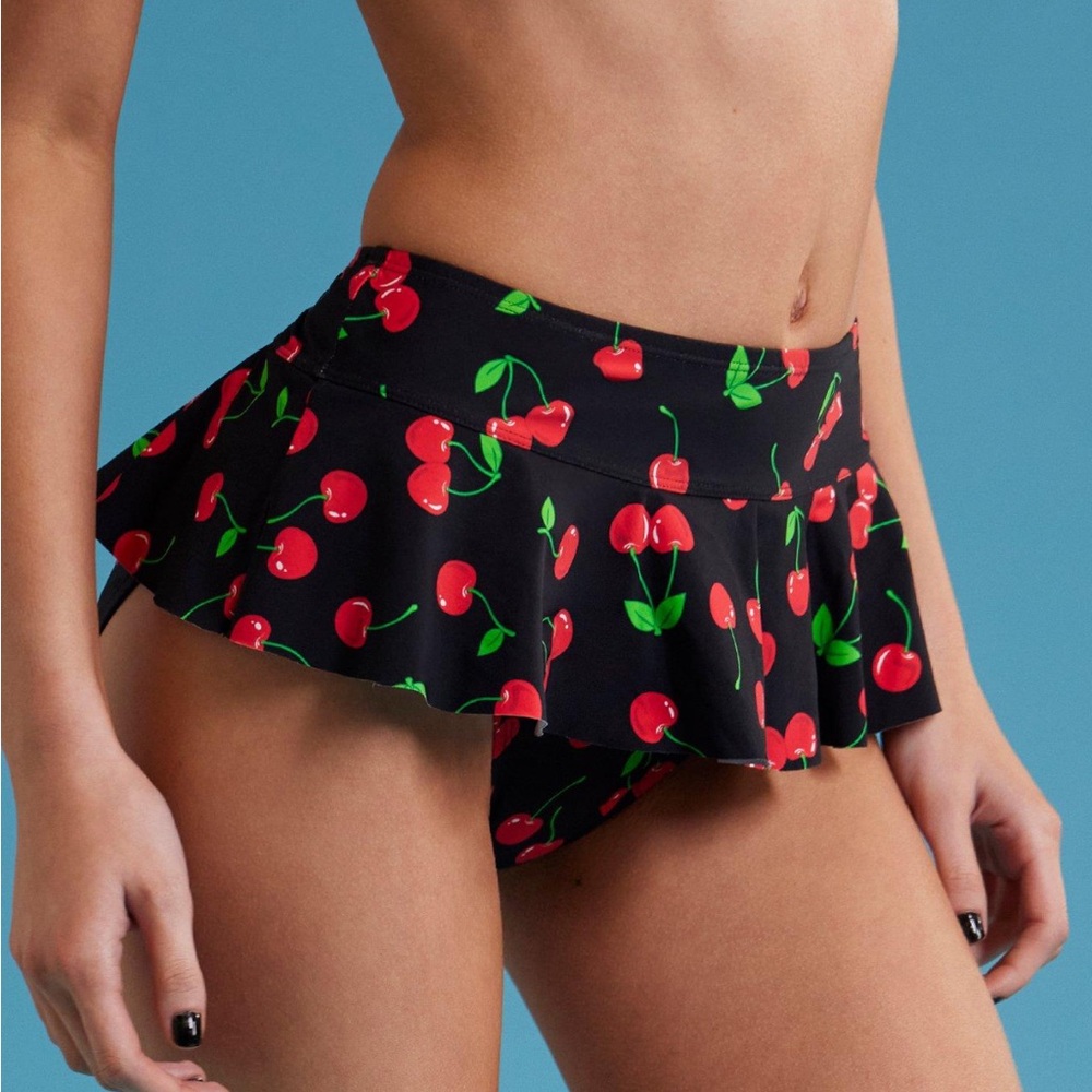 Black cherry skirted swim bottom Juniors